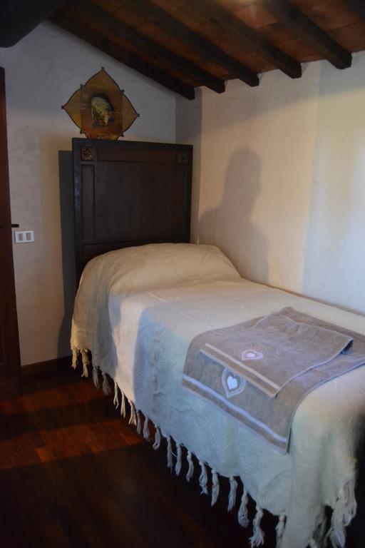 Cortona Holiday Home Room photo